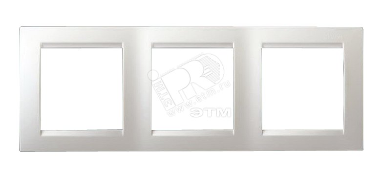 15 Рамка на 3 поста белый